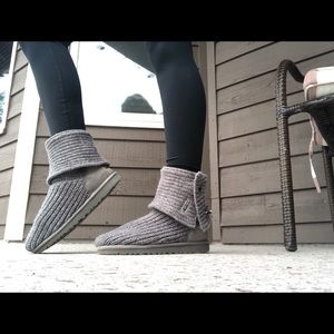Grey knit lil cardy Uggs